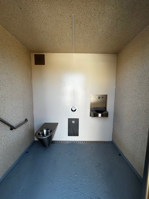 Béton brut (peint au RAL de votre choix)
